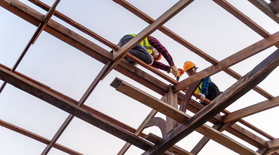 Expert Emergency Roof Repairs services in Edgewater, FL
